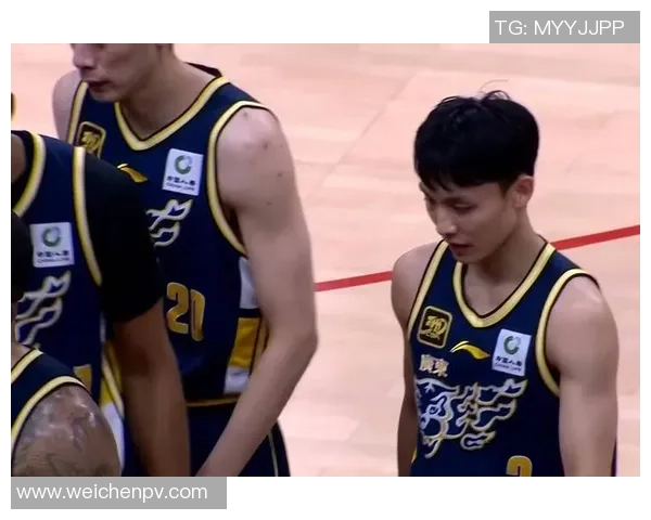 广州篮球队在最新状态排行榜中荣登第8名展现强劲实力与潜力